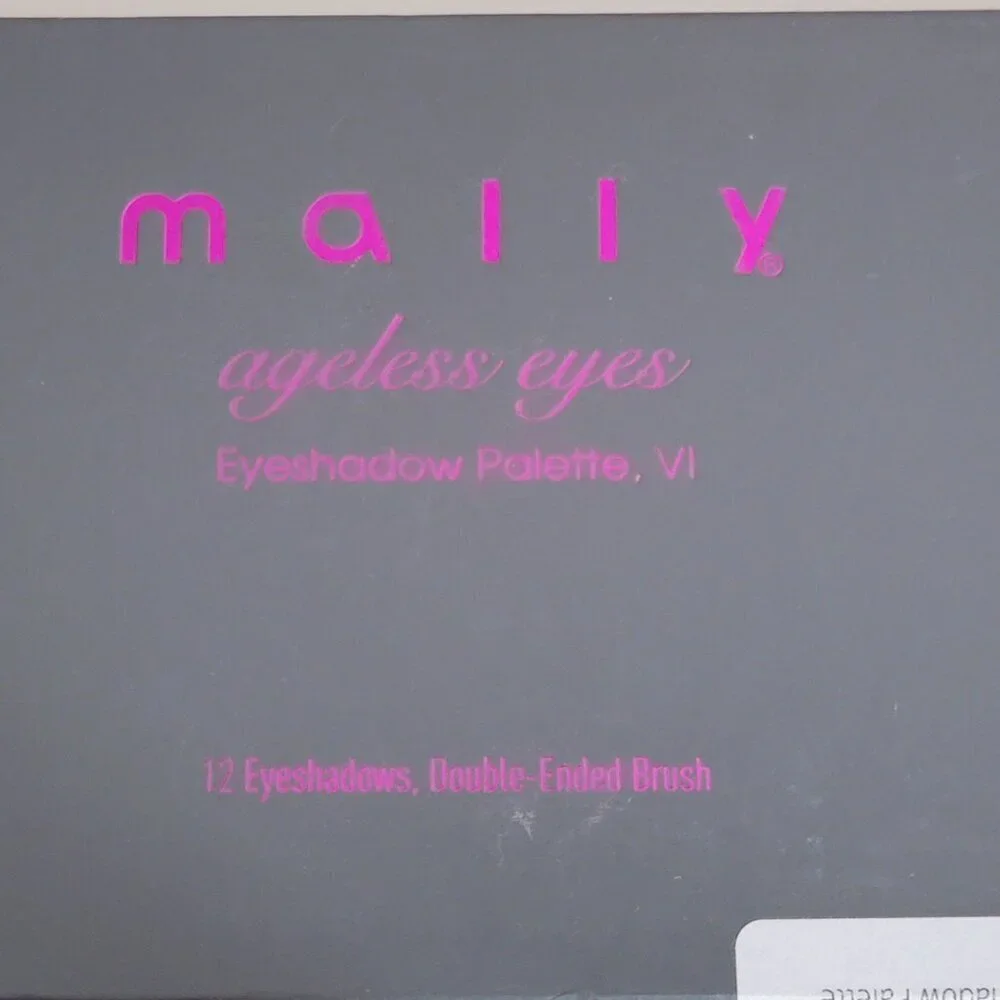 Mally Ageless Eyes Eyeshadow Palette New in Box 12 Colors